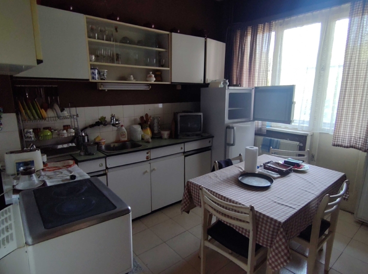 Четиристаен апартамент в Перник, Център - 115 кв.м за 827 €/кв.м - Снимка #5
