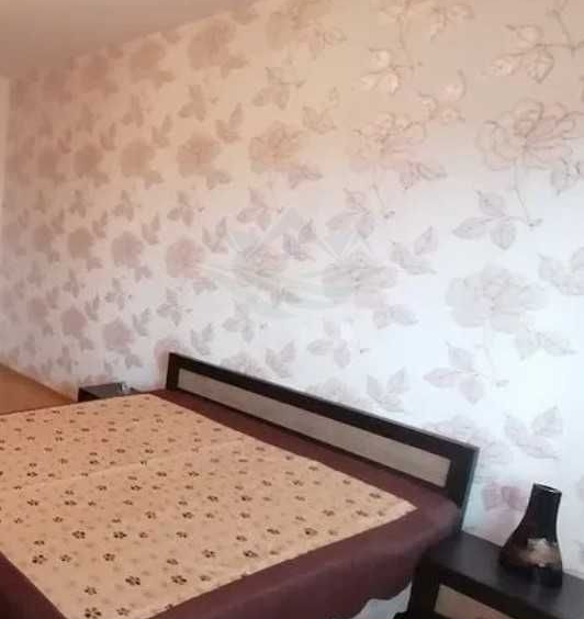 Дава се под наем Тристаен апартамент в Пловдив, Изгрев - 90 кв.м за 400лв € - Снимка #2