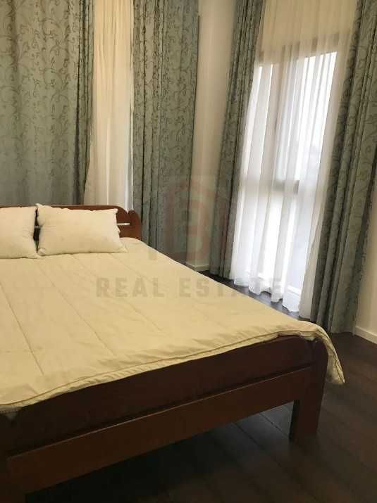 Дава се под наем Четиристаен апартамент в Пловдив, Център - 95 кв.м за 225 € - Снимка #6