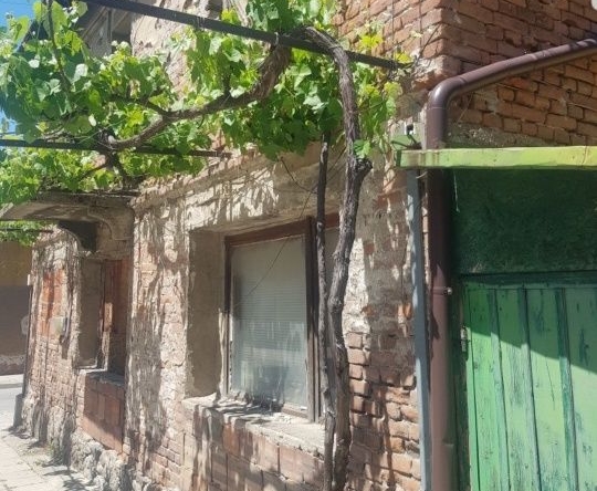 Къща в Дупница - 172 кв.м за 367 €/кв.м - Снимка #1