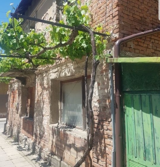 Къща в Дупница - 172 кв.м за 367 €/кв.м - Снимка #1