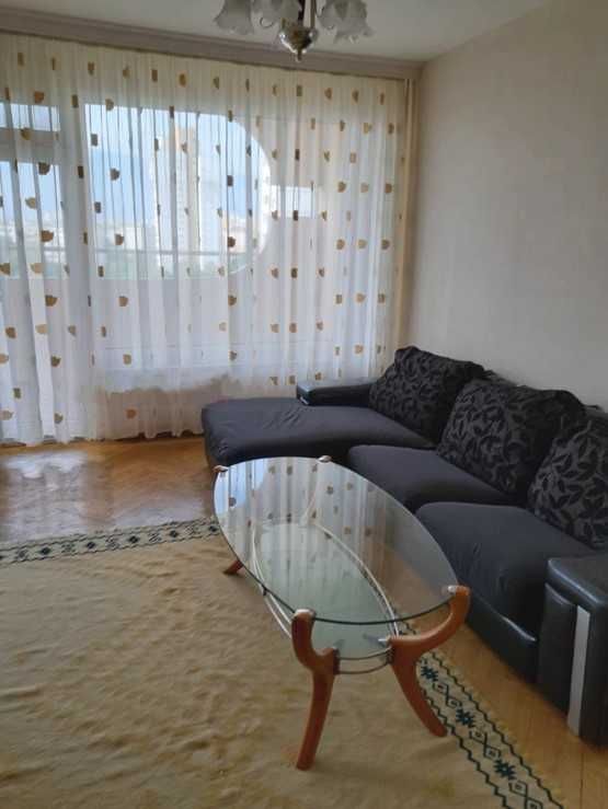 Дава се под наем Четиристаен апартамент в София, Света Троица - 120 кв.м за 979лв € - Снимка #1