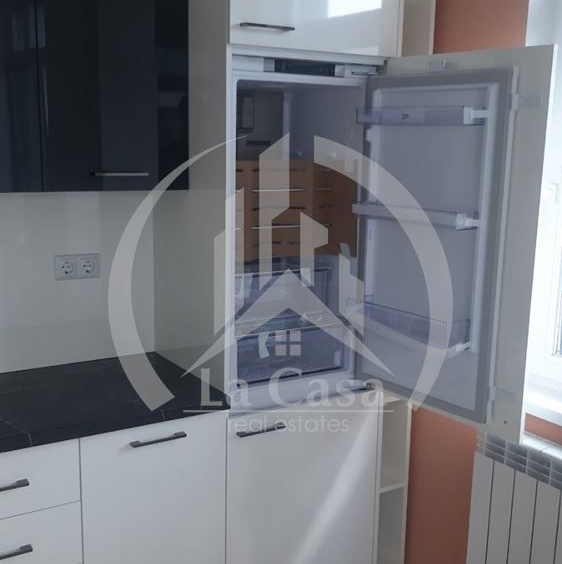 Дава се под наем Четиристаен апартамент в София, Кръстова вада - 120 кв.м за 850 € - Снимка #2