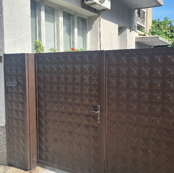 Къща в Силистра, Център - 420 кв.м за 929 €/кв.м - Снимка #4