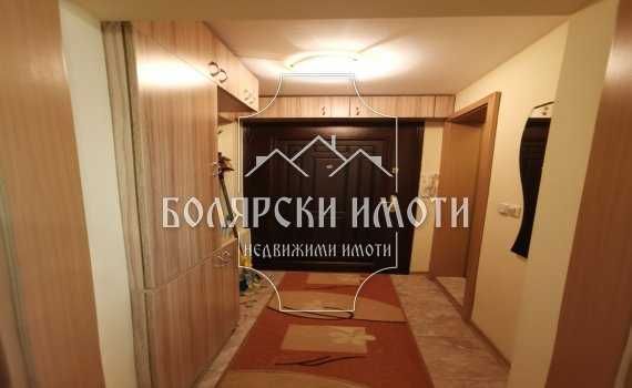 Дава се под наем Двустаен апартамент в Велико Търново, Център - 45 кв.м за 430лв € - Снимка #7