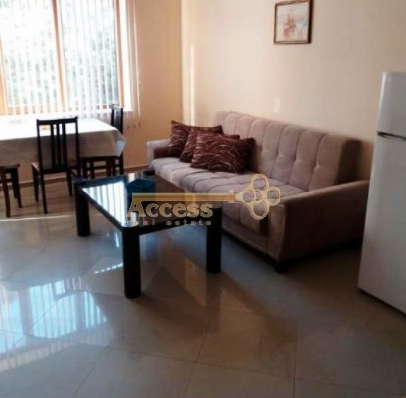 Дава се под наем Двустаен апартамент в Варна, Бриз - 90 кв.м за 300 € - Снимка #2