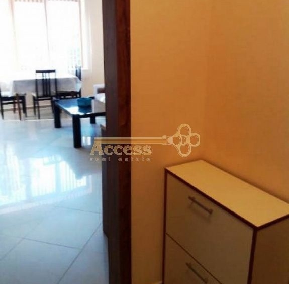 Дава се под наем Двустаен апартамент в Варна, Бриз - 90 кв.м за 300 € - Снимка #3