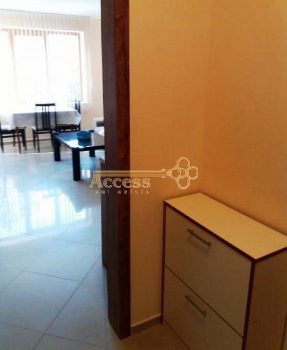 Дава се под наем Двустаен апартамент в Варна, Бриз - 90 кв.м за 300 € - Снимка #3