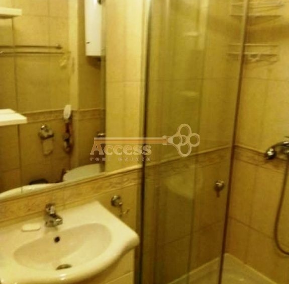 Дава се под наем Двустаен апартамент в Варна, Бриз - 90 кв.м за 300 € - Снимка #6