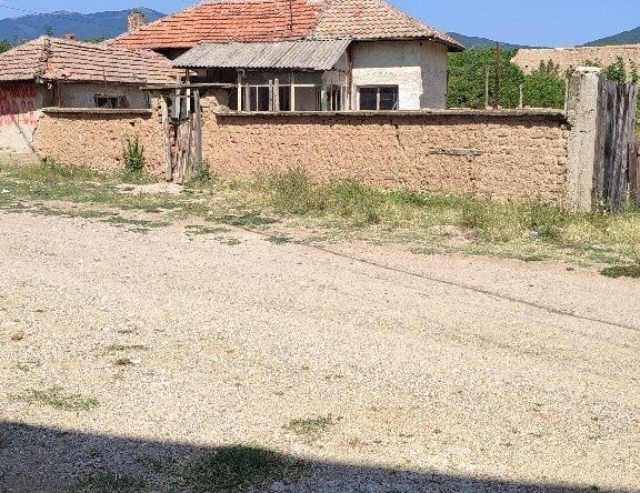 Къща в с. Ветрен, Област Стара Загора - 70 кв.м за 229 €/кв.м - Снимка #1