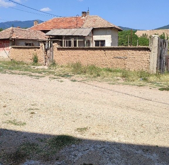 Къща в с. Ветрен, Област Стара Загора - 70 кв.м за 229 €/кв.м - Снимка #1