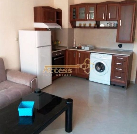 Дава се под наем Двустаен апартамент в Варна, Бриз - 90 кв.м за 300 € - Снимка #1