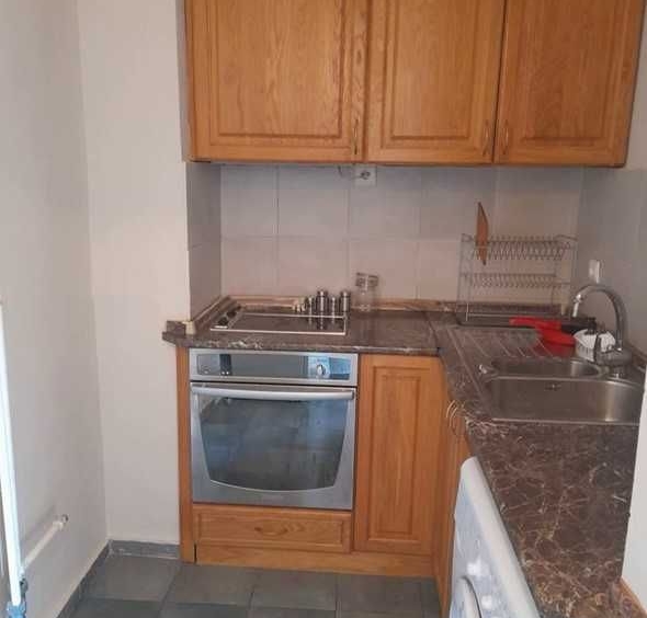 Дава се под наем Четиристаен апартамент в София, Света Троица - 120 кв.м за 979лв € - Снимка #2