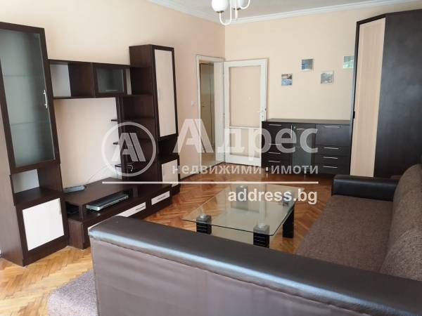 Дава се под наем Двустаен апартамент в София, Гевгелийски - 56 кв.м за 750лв € - Снимка #2