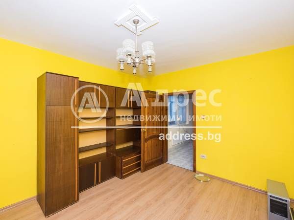 Тристаен апартамент в Пловдив, Въстанически - 86 кв.м за 1361 €/кв.м - Снимка #11
