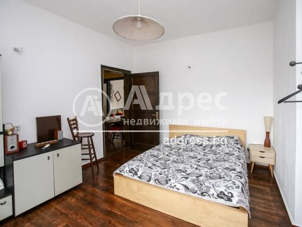 Тристаен апартамент в София, Център - 96 кв.м за 2907 €/кв.м - Снимка #4