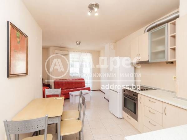 Двустаен апартамент в Варна, Център - 80 кв.м за 1032 €/кв.м - Снимка #1