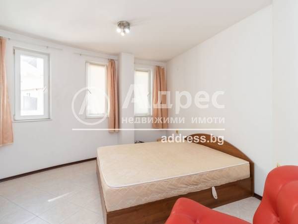 Двустаен апартамент в Варна, Център - 80 кв.м за 1032 €/кв.м - Снимка #3