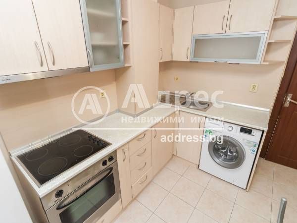 Двустаен апартамент в Варна, Център - 80 кв.м за 1032 €/кв.м - Снимка #9