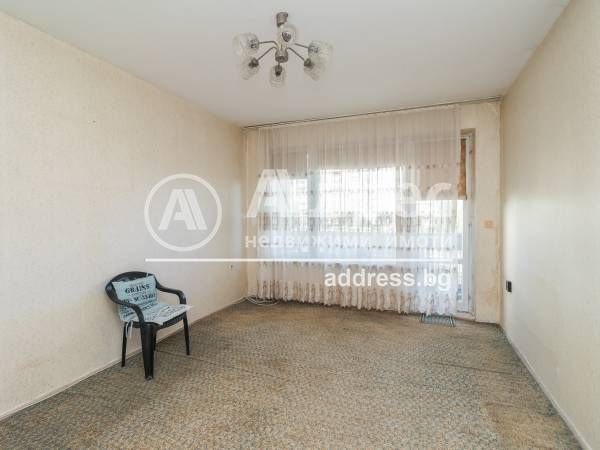 Двустаен апартамент в Варна, Кайсиева градина - 68 кв.м за 927 €/кв.м - Снимка #1