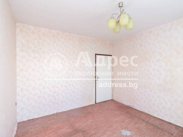 Двустаен апартамент в Варна, Кайсиева градина - 68 кв.м за 927 €/кв.м - Снимка #12