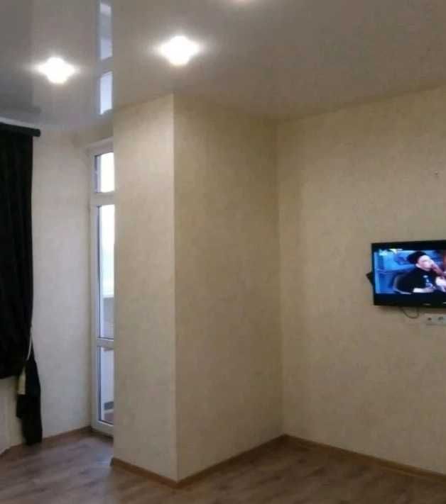 Дава се под наем Двустаен апартамент в Пловдив, Изгрев - 60 кв.м за 390лв € - Снимка #3