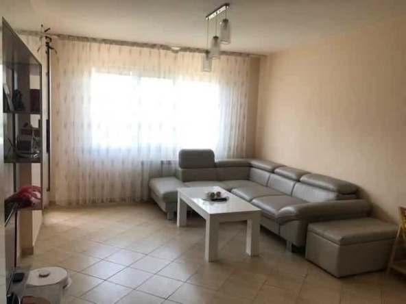 Дава се под наем Двустаен апартамент в София, Младост 4 - 69 кв.м за 300 € - Снимка #1