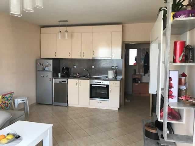 Дава се под наем Двустаен апартамент в София, Младост 4 - 69 кв.м за 300 € - Снимка #3