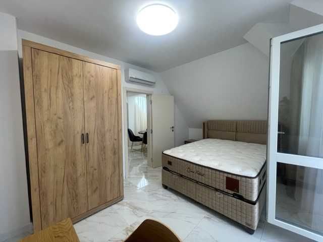 Дава се под наем Тристаен апартамент в София, Хладилника - 80 кв.м за 950 € - Снимка #10