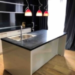 Къща в с. Студена, Област Перник - 240 кв.м за 1042 €/кв.м - Снимка #1