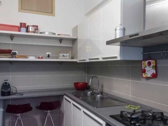 Дава се под наем Многостаен апартамент в Пловдив, Централна гара - 110 кв.м за 210 € - Снимка #1