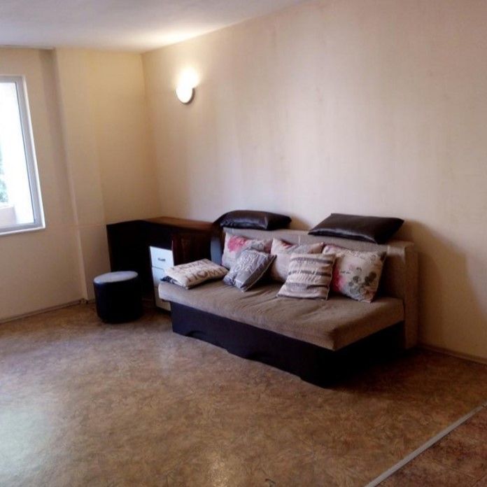 Дава се под наем Двустаен апартамент в Варна, Център - 60 кв.м за 285 € - Снимка #3