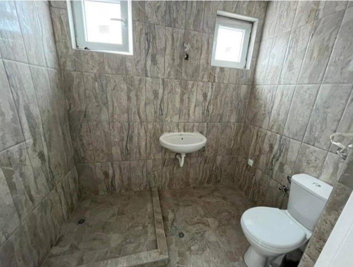 Дава се под наем Двустаен апартамент в Варна, Виница - 67 кв.м за 200 € - Снимка #5