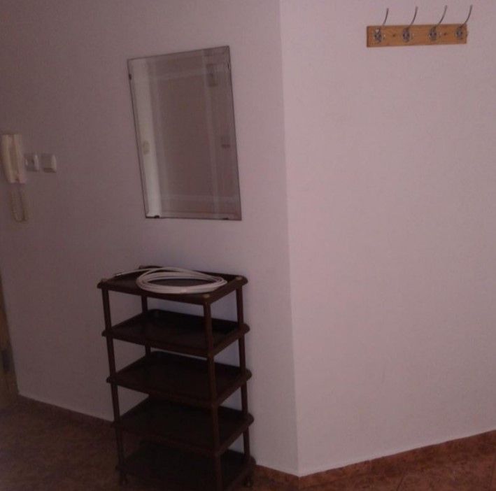 Дава се под наем Двустаен апартамент в Варна, Център - 60 кв.м за 285 € - Снимка #7