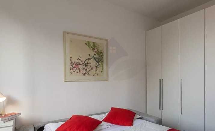 Дава се под наем Тристаен апартамент в Пловдив, Старият град - 92 кв.м за 220 € - Снимка #3