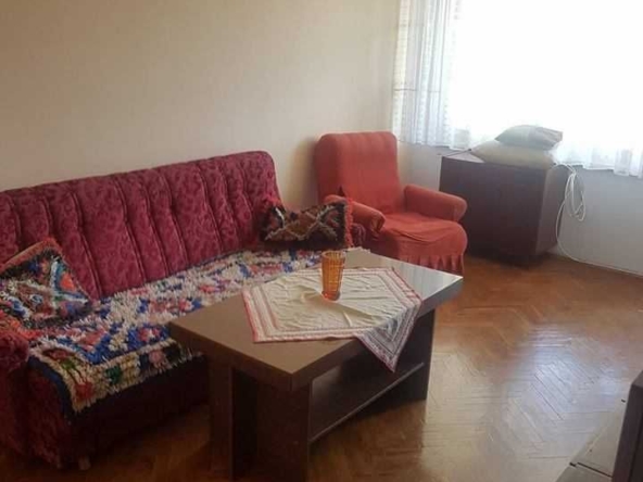 Дава се под наем Двустаен апартамент в Пловдив, Въстанически - 60 кв.м за 260лв € - Снимка #1