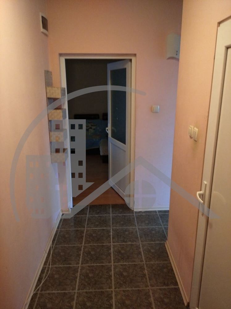 Тристаен апартамент в Варна, Владислав Варненчик - 64 кв.м за 1063 €/кв.м - Снимка #9