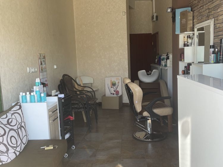 Дава се под наем Магазин в София, Дружба 2 - 30 кв.м за 700лв € - Снимка #2