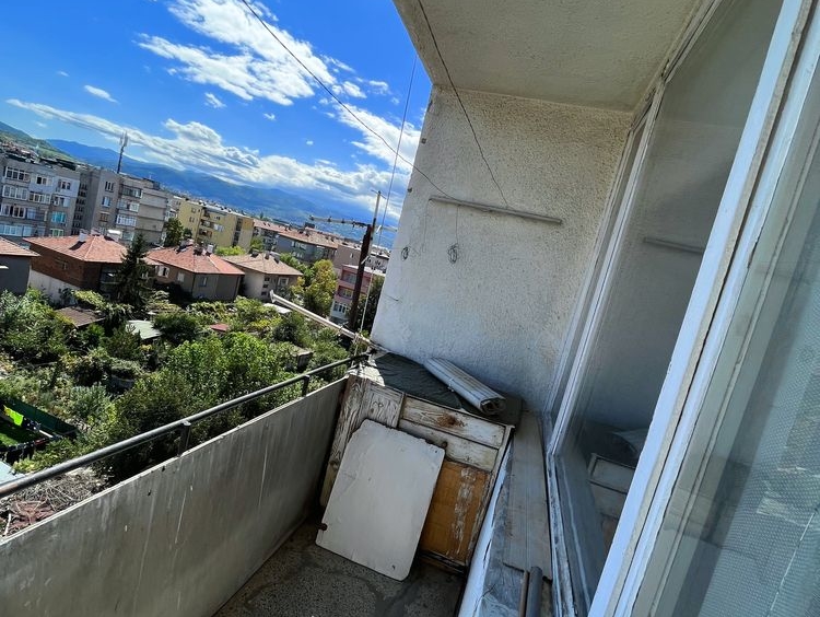 Тристаен апартамент в Благоевград, Идеален център - 74 кв.м за 690 €/кв.м - Снимка #5