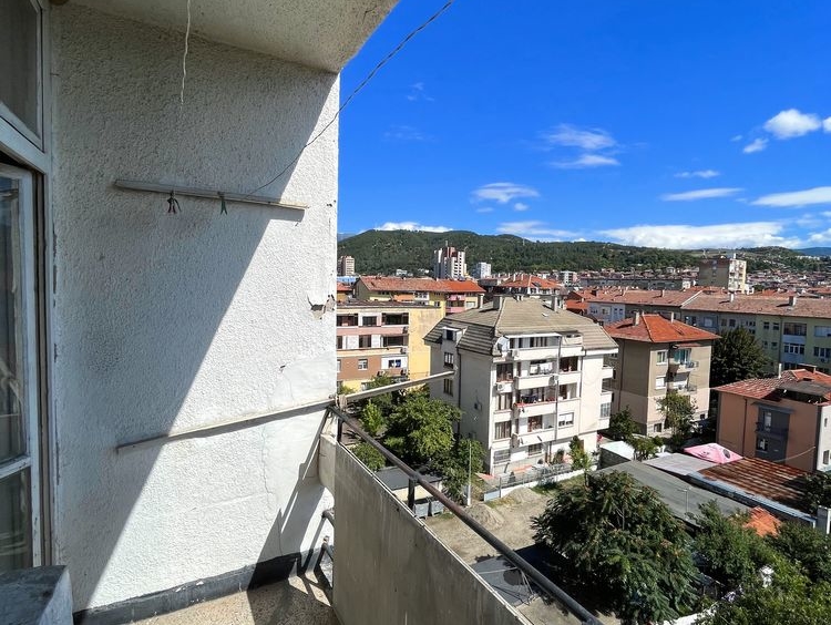 Тристаен апартамент в Благоевград, Идеален център - 74 кв.м за 690 €/кв.м - Снимка #6