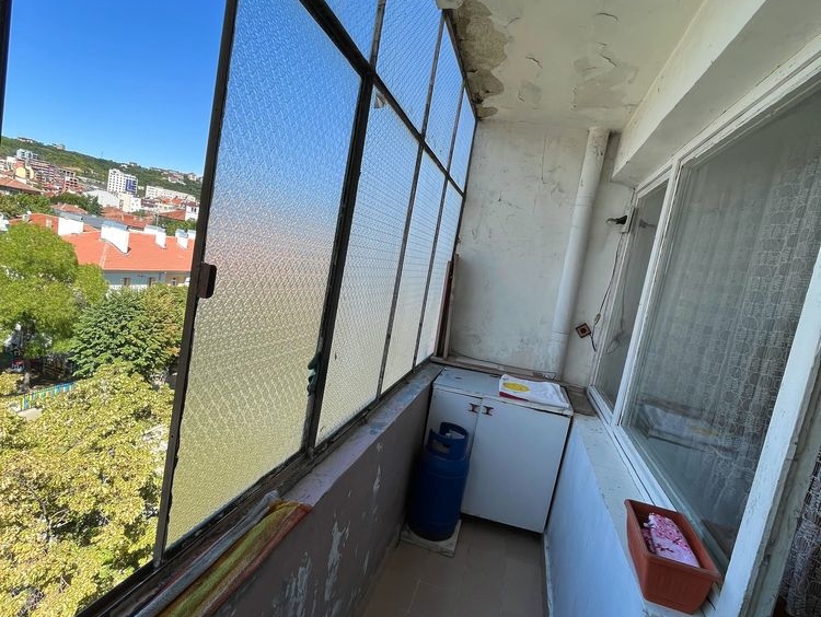 Тристаен апартамент в Благоевград, Идеален център - 74 кв.м за 690 €/кв.м - Снимка #20