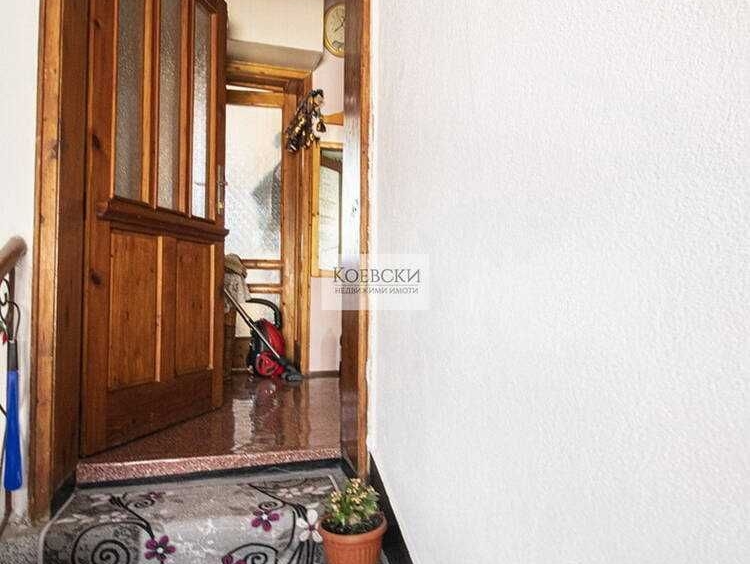 Къща в Сливен, Българка - 65 кв.м за 2231 €/кв.м - Снимка #16