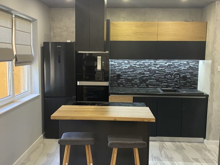 Тристаен апартамент в Пловдив, Кючук Париж - 86 кв.м за 1547 €/кв.м - Снимка #2