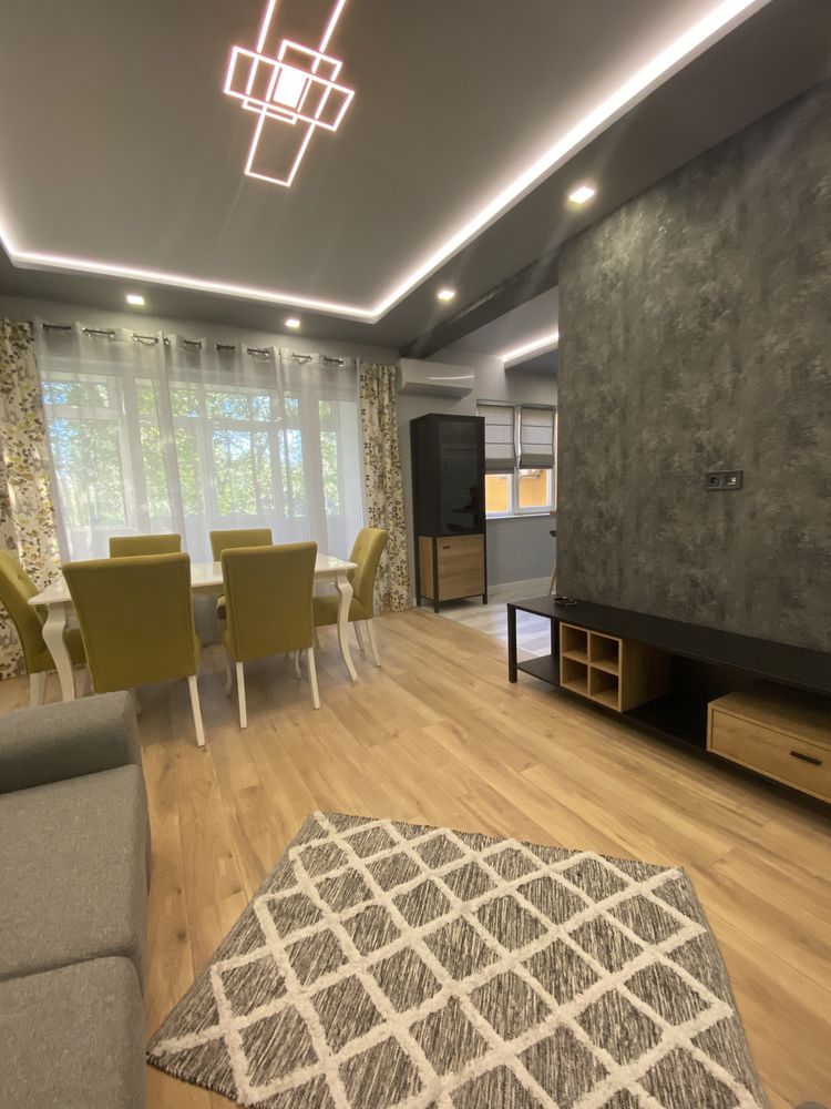Тристаен апартамент в Пловдив, Кючук Париж - 86 кв.м за 1547 €/кв.м - Снимка #10