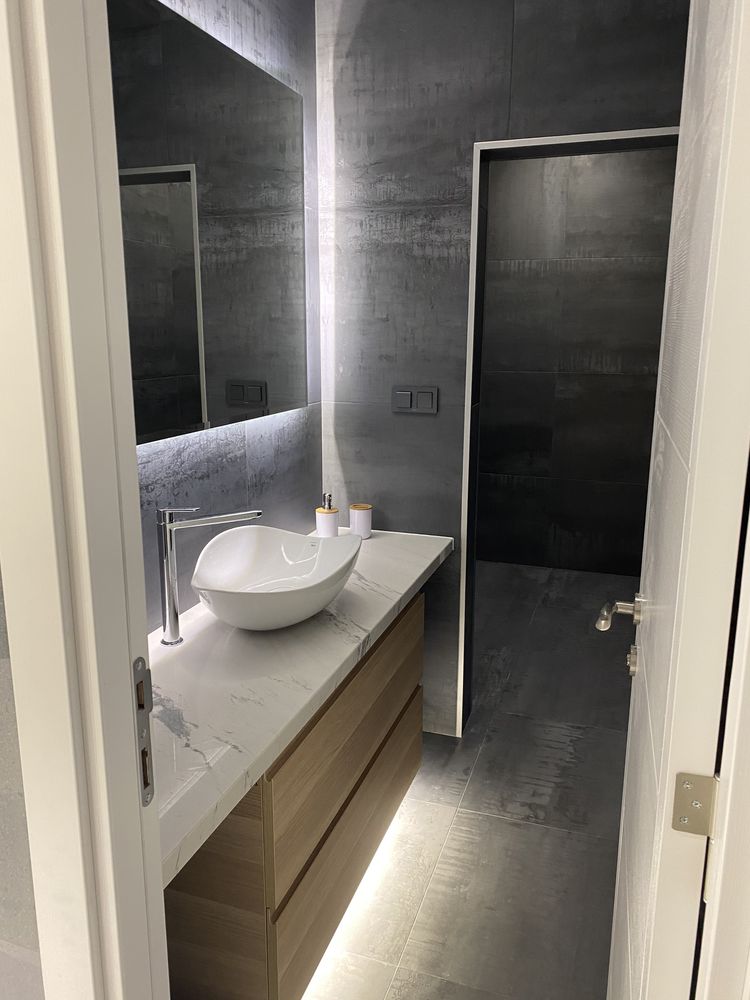 Тристаен апартамент в Пловдив, Кючук Париж - 86 кв.м за 1547 €/кв.м - Снимка #17