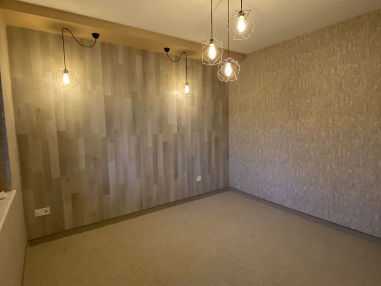 Тристаен апартамент в Пловдив, Кючук Париж - 86 кв.м за 1547 €/кв.м - Снимка #21