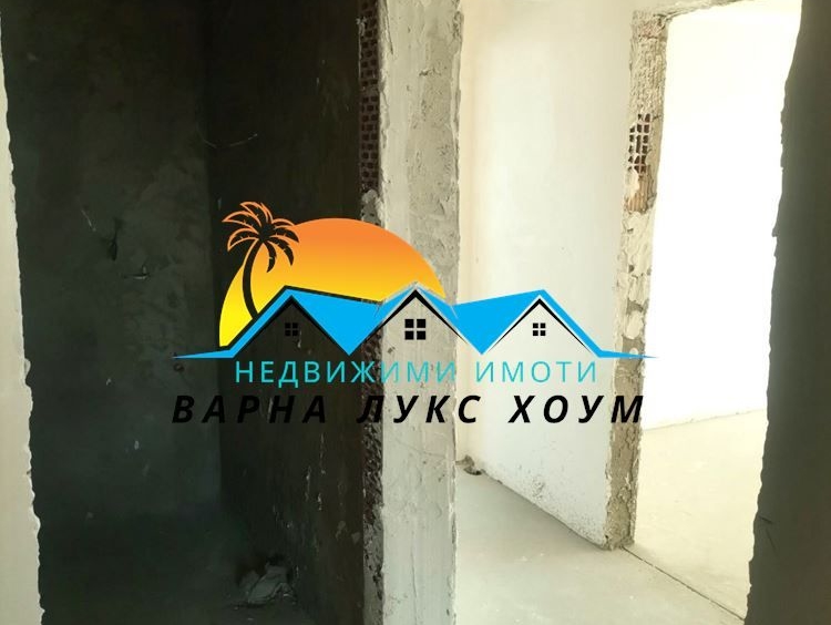 Тристаен апартамент в Варна, Галата - 62 кв.м за 1025 €/кв.м - Снимка #4