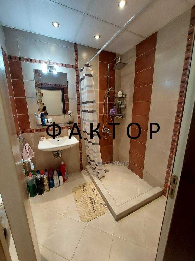 Тристаен апартамент в Пловдив, Въстанически - 110 кв.м за 1225 €/кв.м - Снимка #13