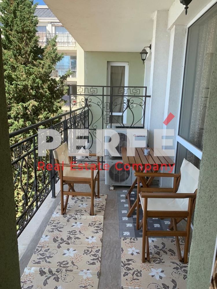 Двустаен апартамент в Поморие - 67 кв.м за 1120 €/кв.м - Снимка #12