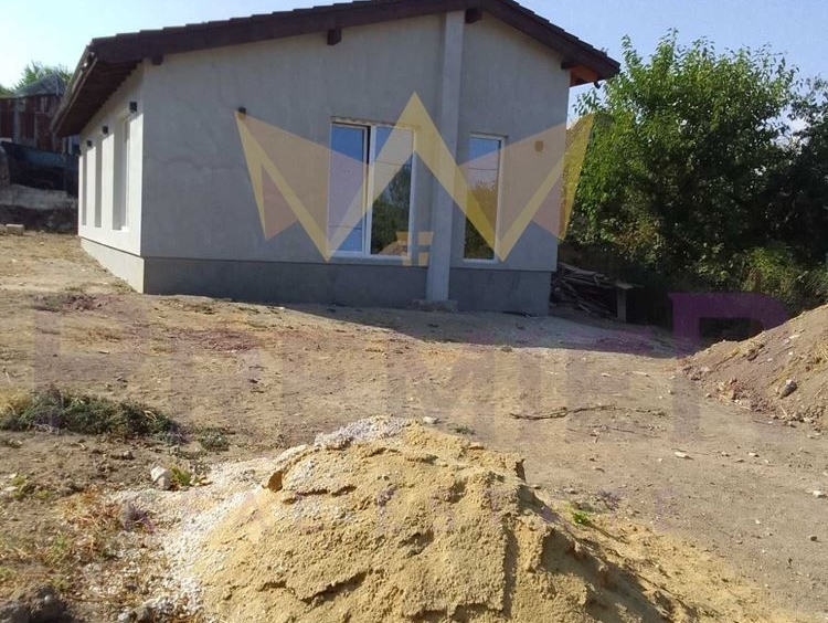 Къща в с. Осеново, Област Варна - 84 кв.м за 1536 €/кв.м - Снимка #2